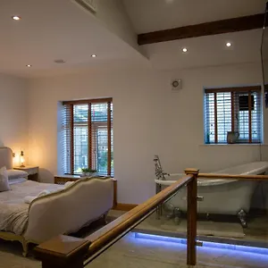 steamy-cottage-a-cosy-couples-cottage-steam-room.yorkshirehotels.net/
