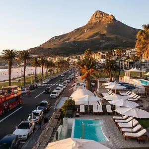 The Bay Otel